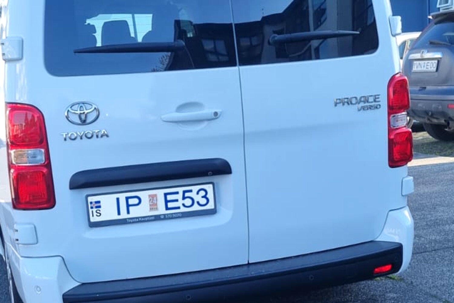 Toyota Proace Verso — rear